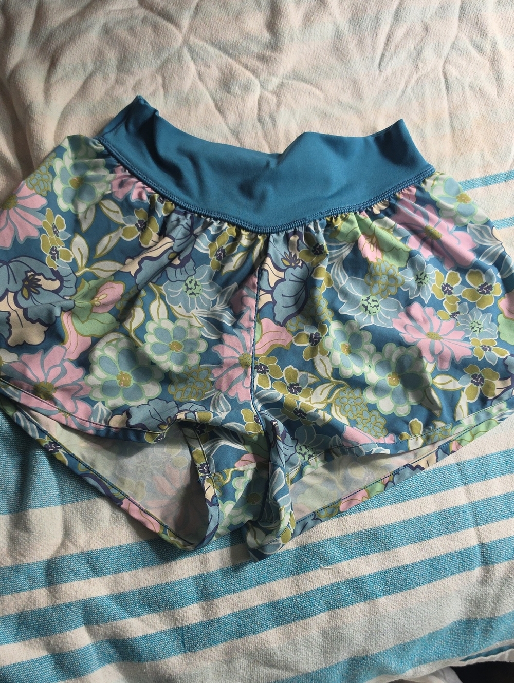 aerie XS Floral Running Shorts in Teal, Pink & Light Green